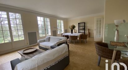 Maison 7 pièces de 242 m² à Saint-Pierre-lès-Nemours (77140)