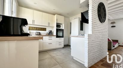 Pavillon 7 pièces de 200 m² à Pontault-Combault (77340)