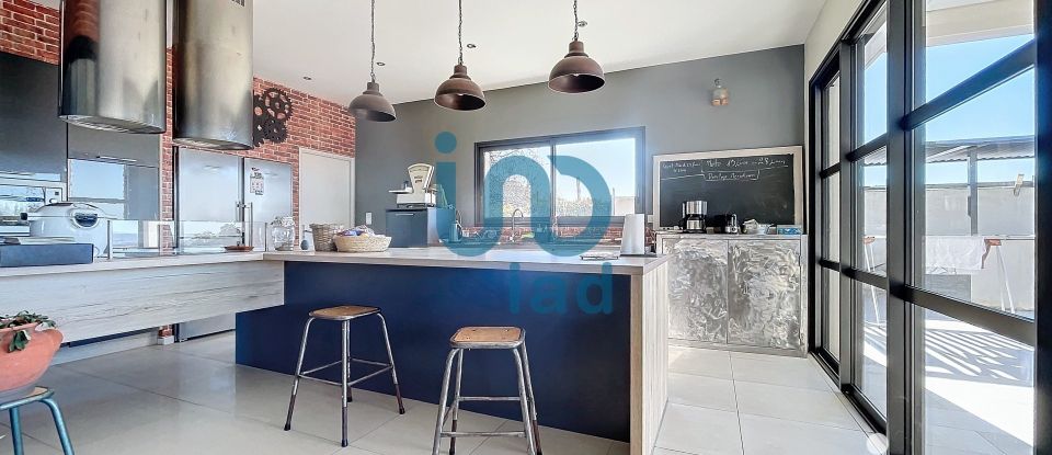 Maison d’architecte 5 pièces de 149 m² à Corneilhan (34490)