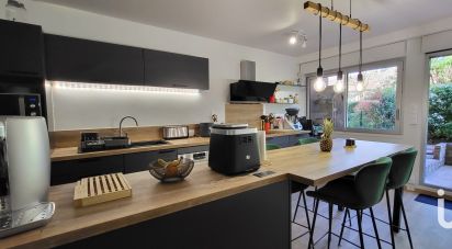 Apartment 3 rooms of 67 m² in Noisy-le-Grand (93160)
