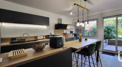 Apartment 3 rooms of 67 m² in Noisy-le-Grand (93160)