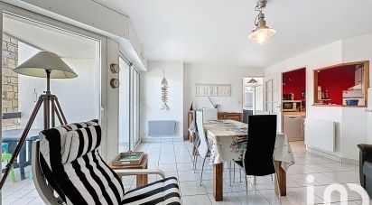 Apartment 3 rooms of 57 m² in Quiberon (56170)