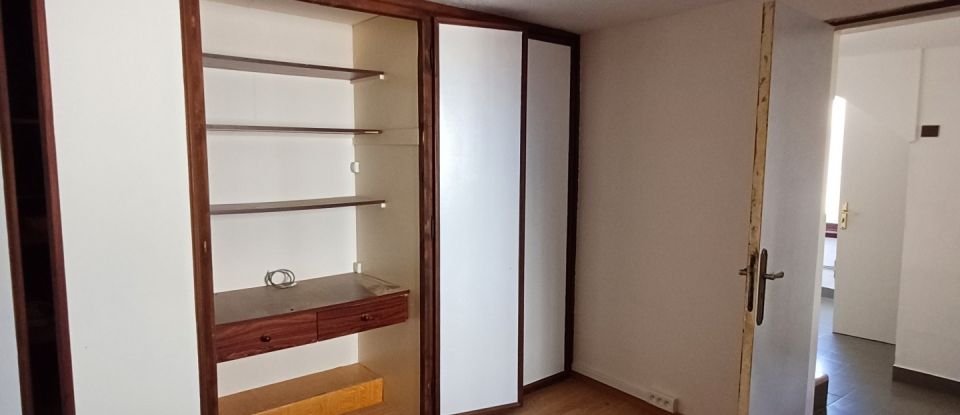 Appartement 3 pièces de 70 m² à Montereau-Fault-Yonne (77130)