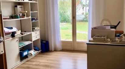 House 4 rooms of 177 m² in Marennes (17320)