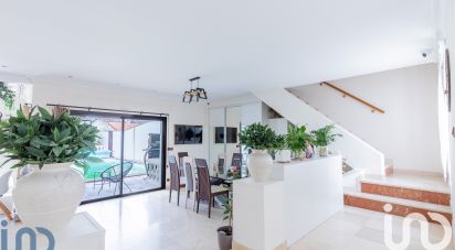 House 5 rooms of 122 m² in Chilly-Mazarin (91380)