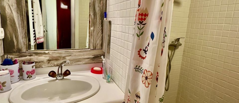 Appartement 1 pièce de 26 m² à Arâches-la-Frasse (74300)