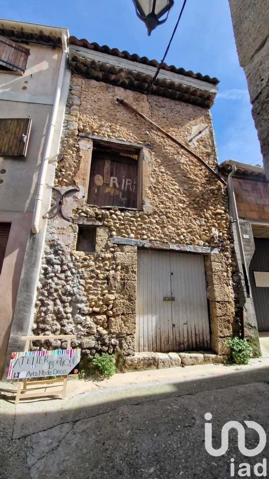 Parking/garage/box de 85 m² à Valensole (04210)