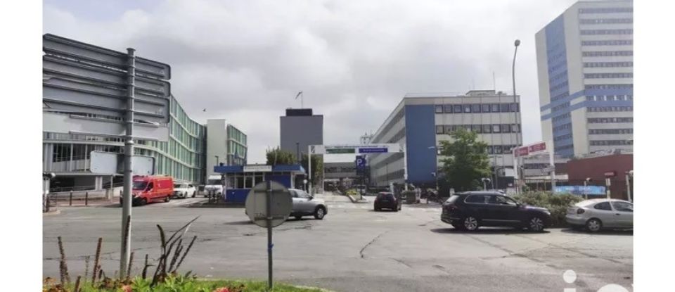 Parking of 14 m² in Créteil (94000)