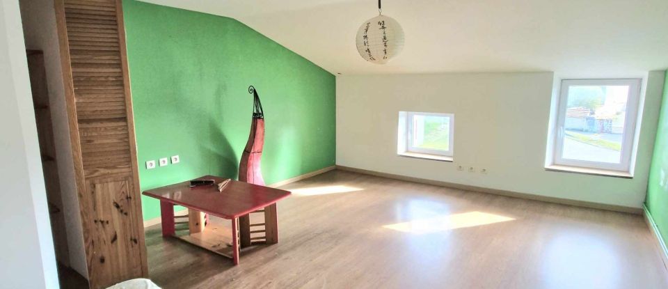 House 7 rooms of 187 m² in Void-Vacon (55190)