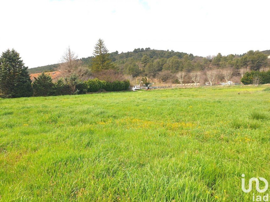 Terrain de 372 m² à Corbières (04220)