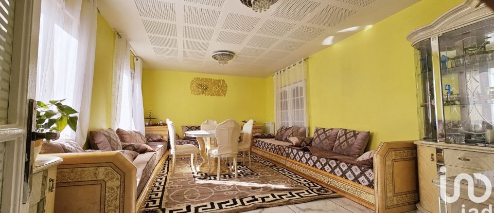 House 9 rooms of 167 m² in Sainte-Geneviève-des-Bois (91700)