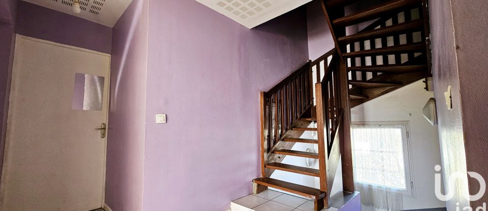 House 9 rooms of 167 m² in Sainte-Geneviève-des-Bois (91700)