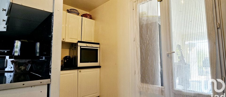 House 9 rooms of 167 m² in Sainte-Geneviève-des-Bois (91700)