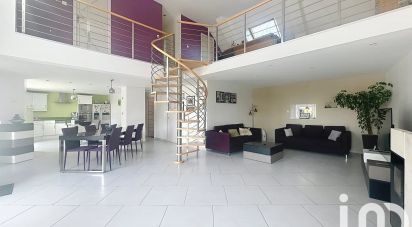 Maison 10 pièces de 186 m² à Virandeville (50690)