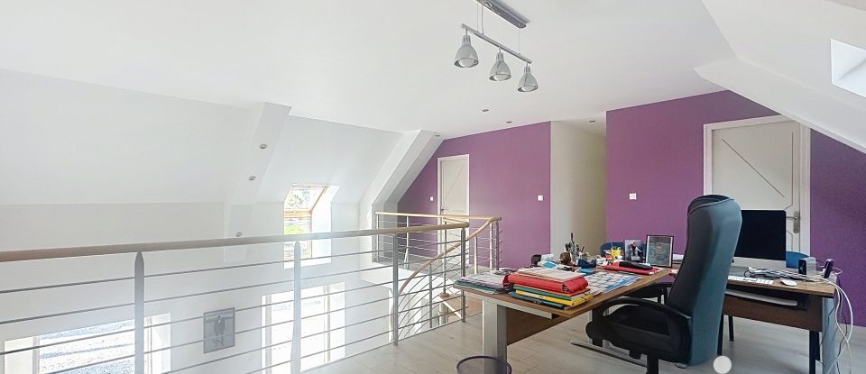 Maison 10 pièces de 186 m² à Virandeville (50690)