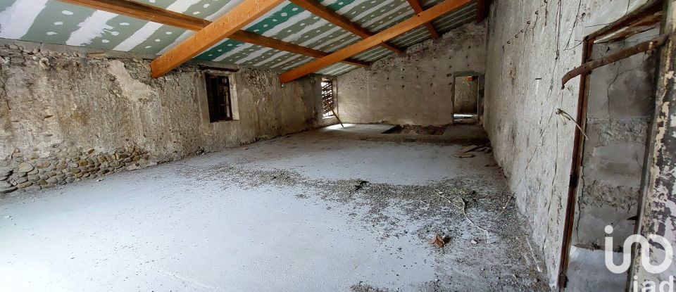 Maison 4 pièces de 360 m² à Oraison (04700)