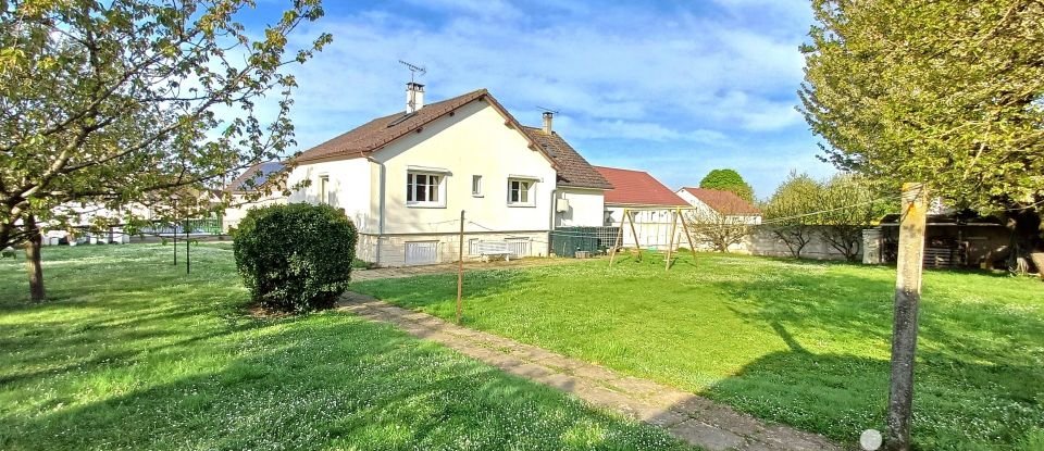 House 11 rooms of 171 m² in Courlon-sur-Yonne (89140)