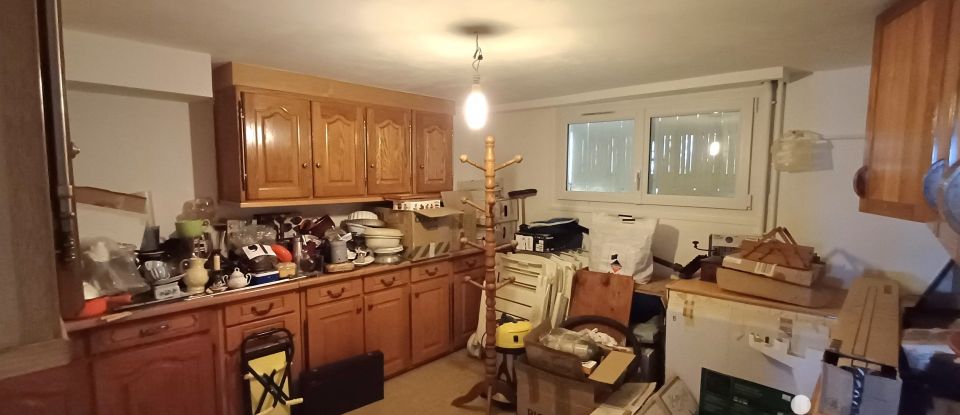 House 11 rooms of 171 m² in Courlon-sur-Yonne (89140)