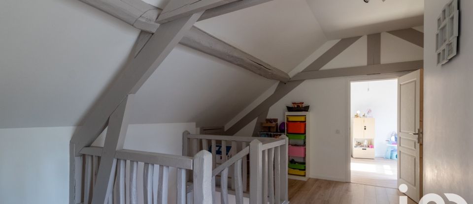 House 7 rooms of 163 m² in Condécourt (95450)