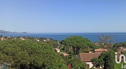 House 4 rooms of 110 m² in Roquebrune-sur-Argens (83380)