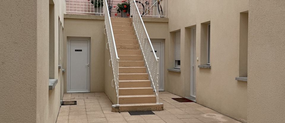 Apartment 4 rooms of 106 m² in Troyes (10000)
