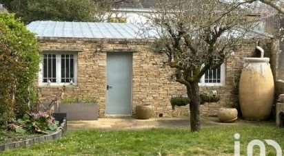 Traditional house 6 rooms of 110 m² in Rezé (44400)