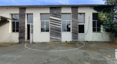 Bureaux de 243 m² à L'OIE (85140)