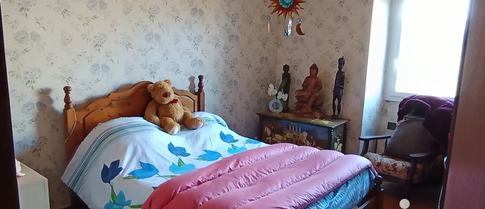 Mas 5 pièces de 123 m² à Les Assions (07140)