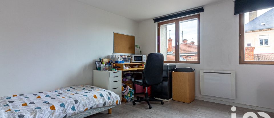 Townhouse 6 rooms of 111 m² in Oullins (69600)