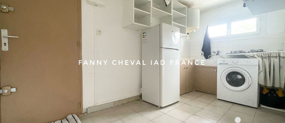 Apartment 2 rooms of 32 m² in Six-Fours-les-Plages (83140)