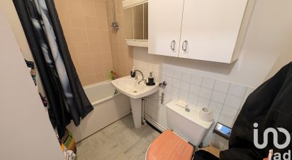 Studio 1 room of 16 m² in Le Chesnay (78150)