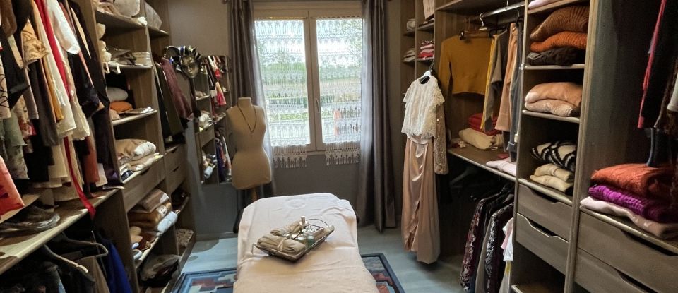 Maison 6 pièces de 207 m² à Montauban (82000)