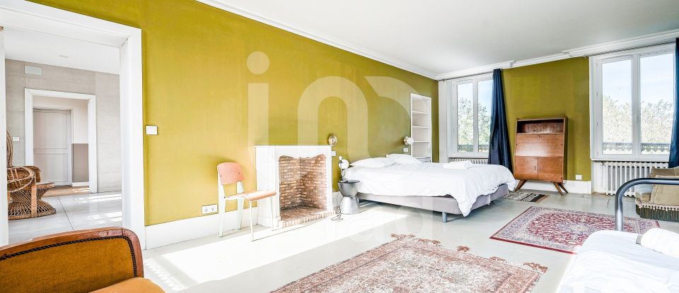 Mansion 14 rooms of 681 m² in Lizy-sur-Ourcq (77440)