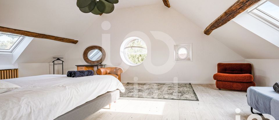 Mansion 14 rooms of 681 m² in Lizy-sur-Ourcq (77440)