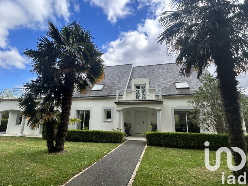 Architectural house 7 rooms of 192 m² in La Chapelle-sur-Erdre (44240)