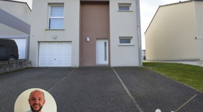 Pavilion 5 rooms of 90 m² in Sainte-Marie-aux-Chênes (57255)
