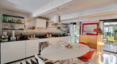 Apartment 3 rooms of 108 m² in Marseille (13006)