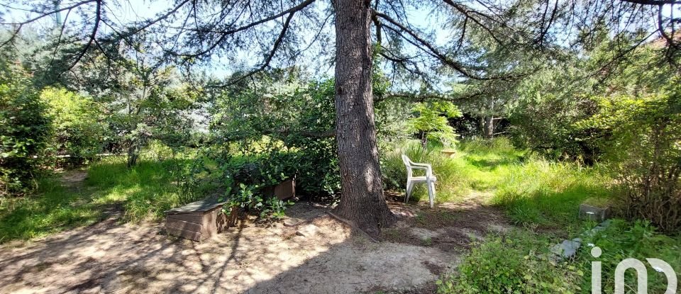 Traditional house 5 rooms of 158 m² in La Garde (83130)