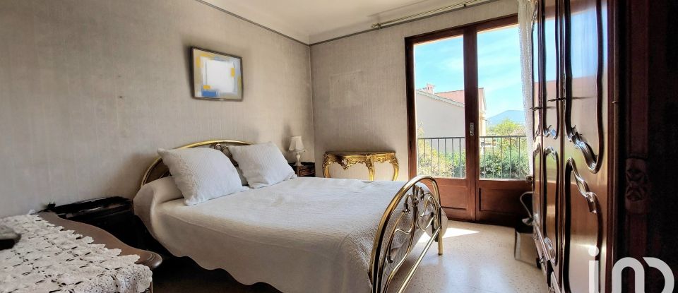 Traditional house 5 rooms of 158 m² in La Garde (83130)