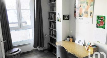 Apartment 2 rooms of 30 m² in Paris (75015)