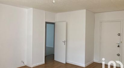 Appartement 3 pièces de 61 m² à Ris-Orangis (91130)