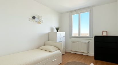 Apartment 4 rooms of 70 m² in Sarcelles (95200)
