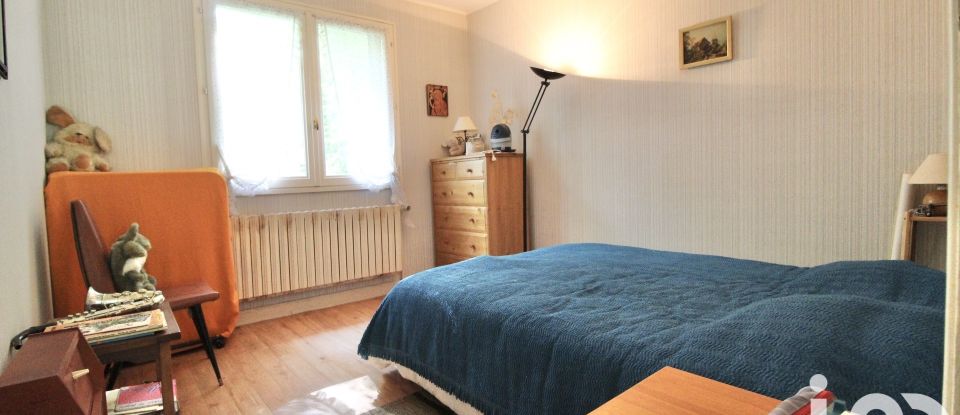 House 5 rooms of 100 m² in Courtenay (45320)