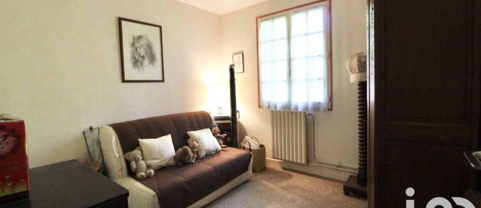 House 5 rooms of 100 m² in Courtenay (45320)