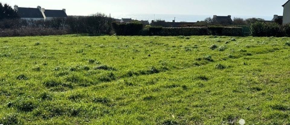 Land of 1,104 m² in Plozévet (29710)