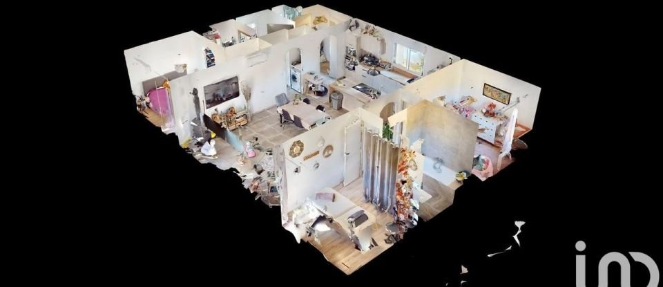 House 4 rooms of 92 m² in Lembeye (64350)