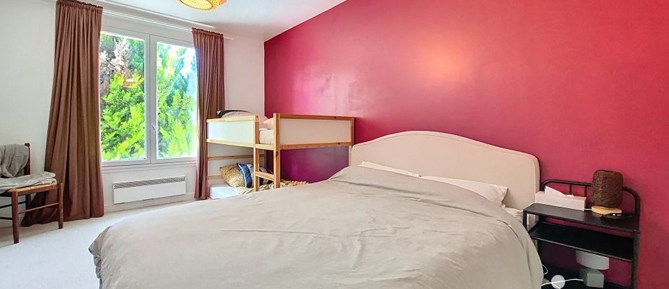 Traditional house 6 rooms of 160 m² in Saint-Maurice-sur-Aveyron (45230)