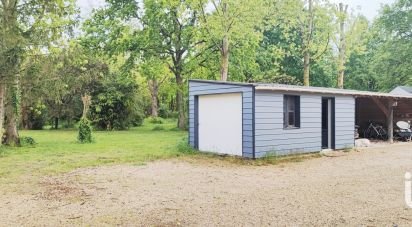 Country home 7 rooms of 140 m² in Varennes-sur-Loire (49730)
