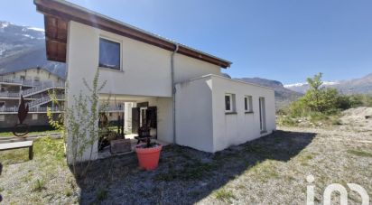 Building in Saint-Julien-Mont-Denis (73870) of 276 m²