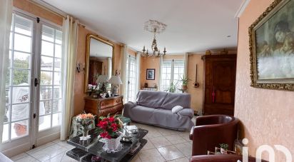 House 6 rooms of 201 m² in Villeneuve-sur-Lot (47300)